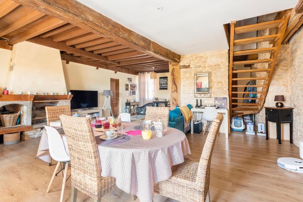 La Maison De La Colline Vers  Extérieur photo
